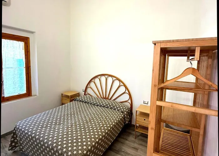 Alice - Con Giardino Privato A Pochi Minuti Dal Mare - *