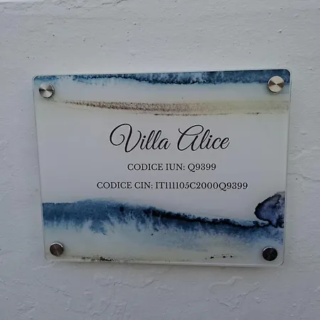 Alice - Con Giardino Privato A Pochi Minuti Dal Mare - בית נופש